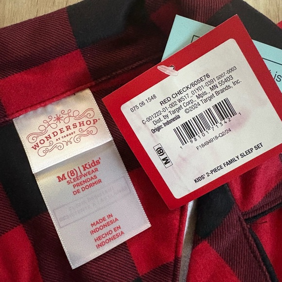 Buffalo plaid Kids Pajama Set - Picture 5 of 9